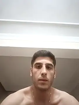 Snapshot of arenn1997 chatting on 10/24/25, 10:09 arenn1997 online show from 10/24/25, 10:09