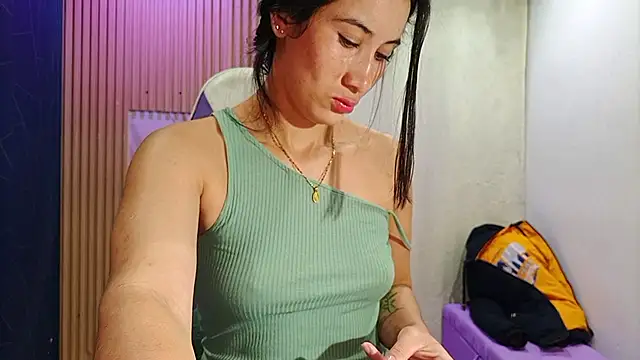 Cataleyalove ADY online show from 11/30/25, 08:37