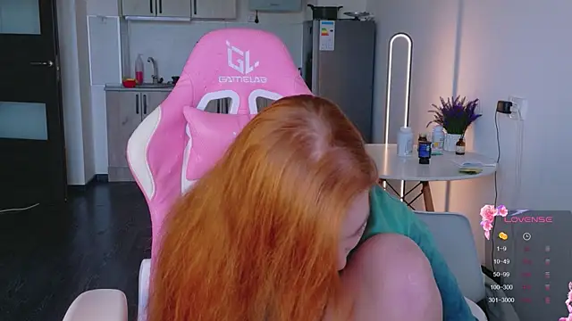 cinnabon girls online show from 05/15/26, 02:04