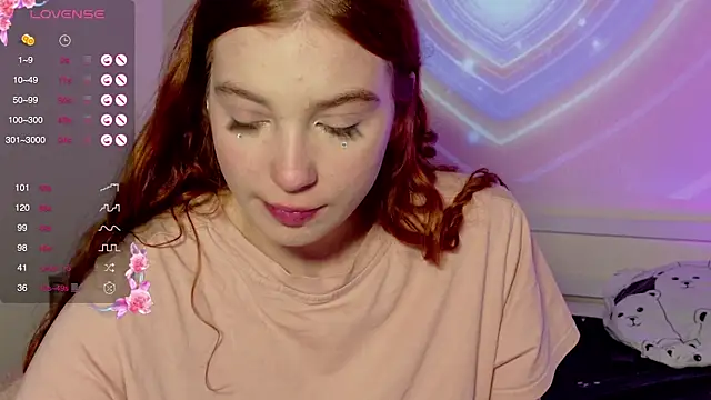 cinnabon girls online show from 03/16/25, 08:32