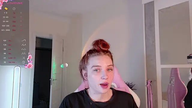 cinnabon girls online show from 10/13/25, 05:09