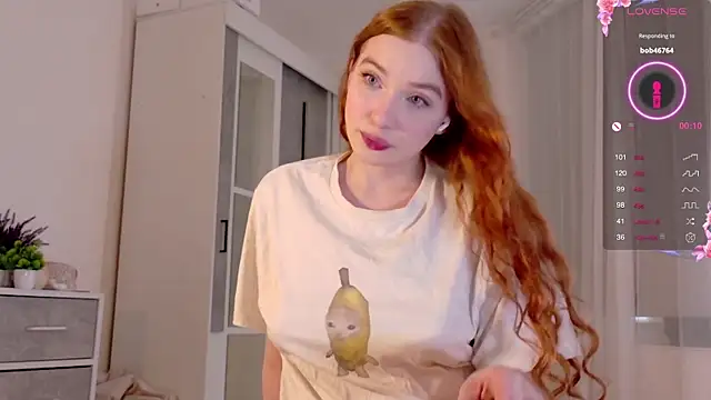 cinnabon girls online show from 09/16/25, 09:10