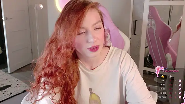 cinnabon girls online show from 12/19/25, 12:25