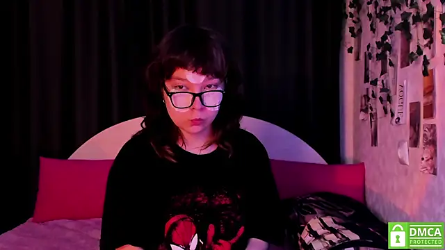 dreamgirllovee online show from 11/21/25, 03:27