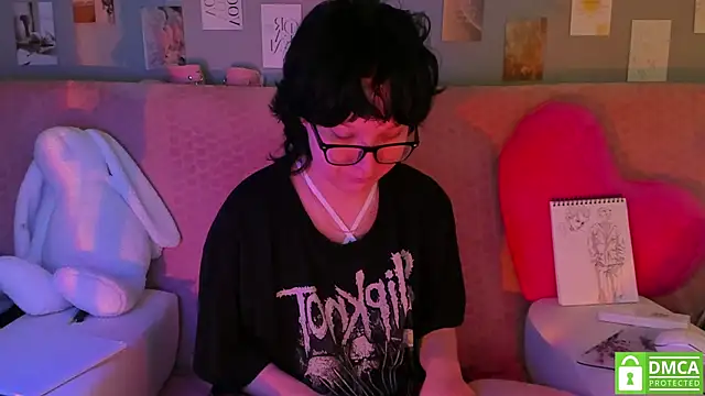 Snapshot of dreamgirllovee chatting on 03/15/25, 06:36 dreamgirllovee online show from 03/15/25, 06:36