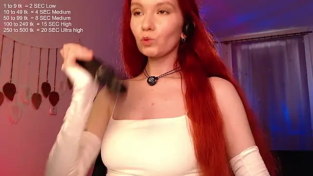 Snapshot of Mayrumey chatting on 07/15/26, 01:18 Mayrumey online show from 07/15/26, 01:18