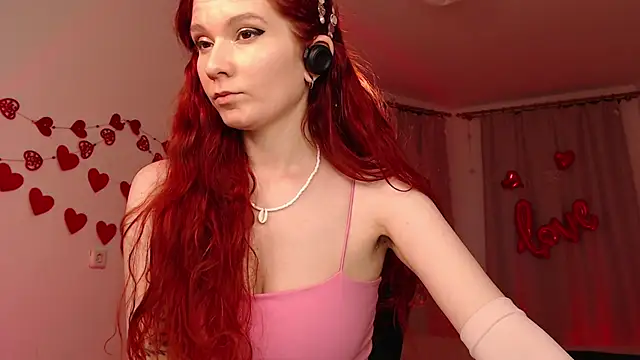 Snapshot of Mayrumey chatting on 02/08/26, 01:09 Mayrumey online show from 02/08/26, 01:09