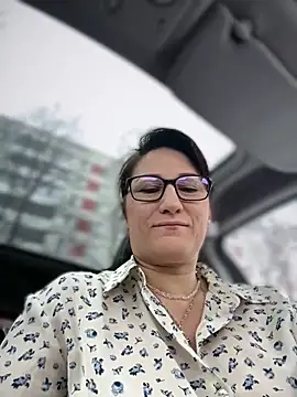 Snapshot of ZhenjaPoledance chatting on 02/27/26, 08:03 ZhenjaPoledance online show from 02/27/26, 08:03