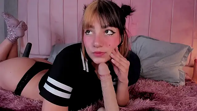 gaby cloudy online show from 11/20/25, 08:09