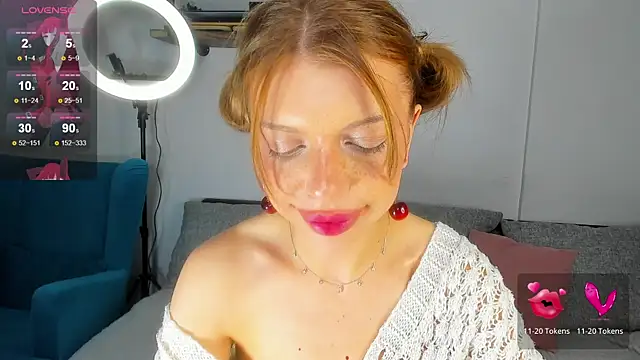 Snapshot of Hannah_Carr chatting on 10/02/25, 08:45 Hannah Carr online show from 10/02/25, 08:45