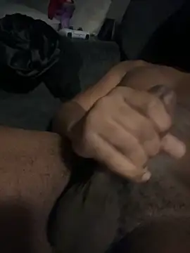 Snapshot of chillkwill chatting on 10/19/25, 10:45 chillkwill online show from 10/19/25, 10:45