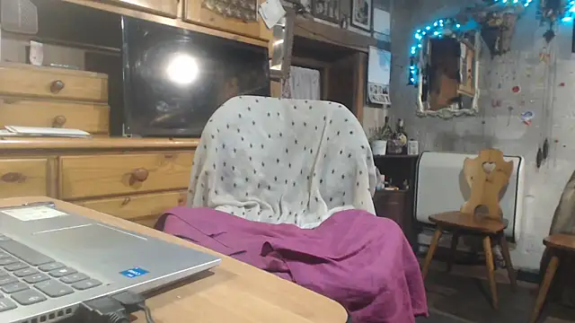 Snapshot of eva2023sexy chatting on 02/20/26, 09:28 eva2023sexy online show from 02/20/26, 09:28