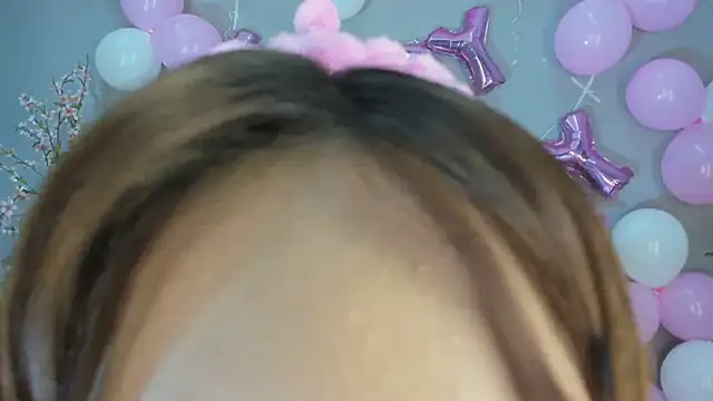 Amy-Skinny online show from 11/16/25, 08:13