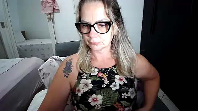 Micchellina online show from 03/05/25, 01:31