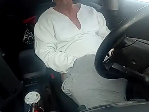 Vinyboy69 online show from 11/18/25, 04:21