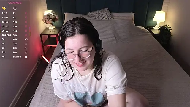 Peneloppa Star online show from 10/14/25, 09:47