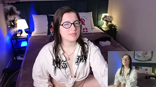 Peneloppa Star online show from 12/17/25, 09:31