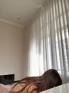 Hott Lolla online show from 11/02/25, 08:41