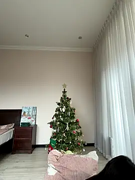 Hott Lolla online show from 12/23/25, 08:35