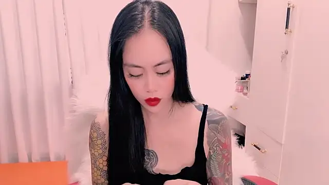 witch-39 online show from 07/12/26, 06:14