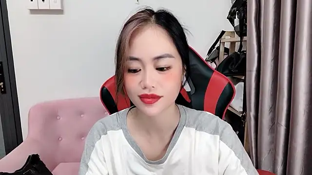 witch-39 online show from 12/19/25, 05:04