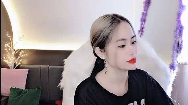 Snapshot of witch-39 chatting on 02/27/25, 08:24 witch-39 online show from 02/27/25, 08:24