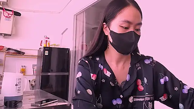 Snapshot of witch-39 chatting on 10/01/25, 05:56 witch-39 online show from 10/01/25, 05:56