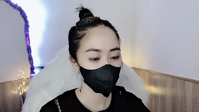 Snapshot of witch-39 chatting on 03/18/25, 08:39 witch-39 online show from 03/18/25, 08:39