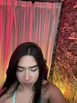 corallwells online show from 04/16/26, 05:08