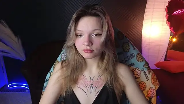 Snapshot of LitaBrom chatting on 03/09/25, 04:16 LitaBrom online show from 03/09/25, 04:16