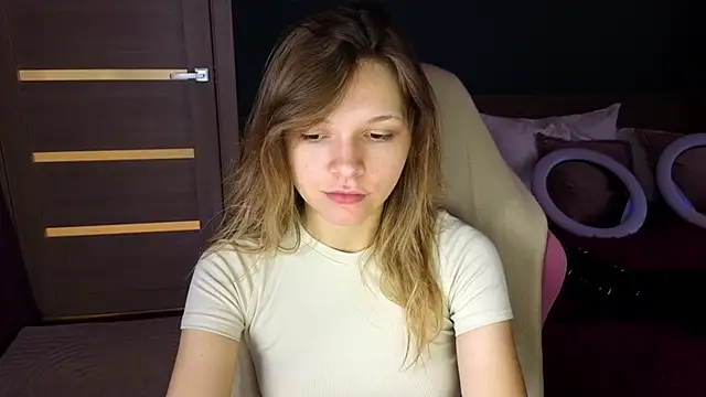 Snapshot of LitaBrom chatting on 09/26/25, 08:10 LitaBrom online show from 09/26/25, 08:10