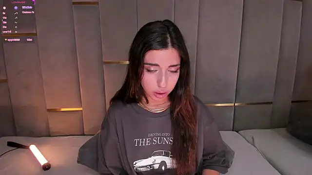 Snapshot of eva_lim chatting on 03/08/25, 07:20 eva lim online show from 03/08/25, 07:20