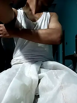 ansh777777777 online show from 10/11/25, 03:46