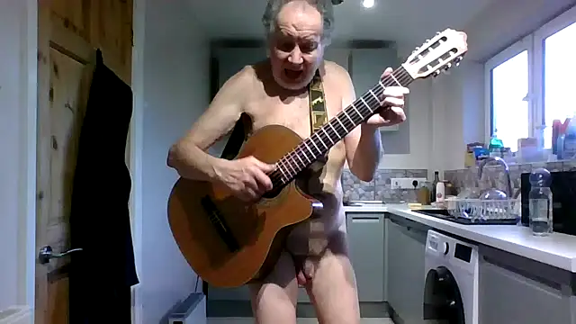 Snapshot of jimmybenido chatting on 02/21/25, 05:31 jimmybenido online show from 02/21/25, 05:31