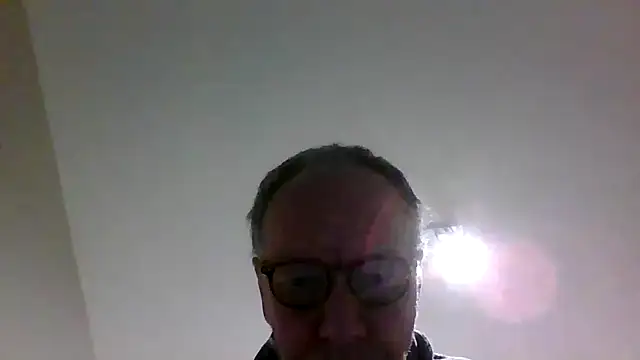 Snapshot of jimmybenido chatting on 01/14/26, 05:49 jimmybenido online show from 01/14/26, 05:49