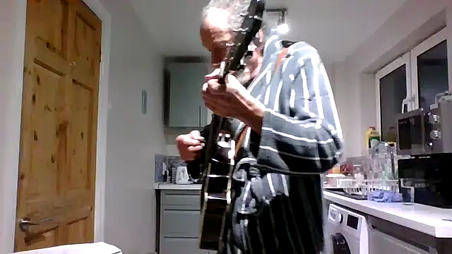 Snapshot of jimmybenido chatting on 02/03/26, 05:40 jimmybenido online show from 02/03/26, 05:40