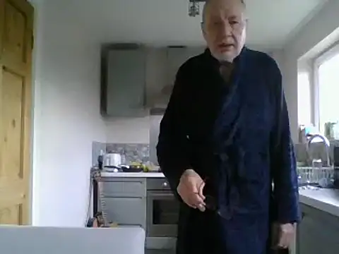 Snapshot of jimmybenido chatting on 03/16/25, 05:17 jimmybenido online show from 03/16/25, 05:17