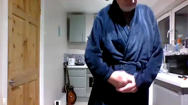 jimmybenido online show from 11/11/25, 05:30