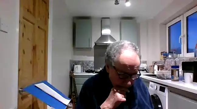 Snapshot of jimmybenido chatting on 01/24/25, 05:21 jimmybenido online show from 01/24/25, 05:21