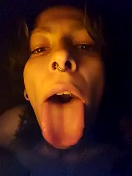 Snapshot of xmoira3x chatting on 01/02/25, 10:55 xmoira3x online show from 01/02/25, 10:55