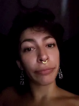 Snapshot of xmoira3x chatting on 02/17/25, 03:33 xmoira3x online show from 02/17/25, 03:33