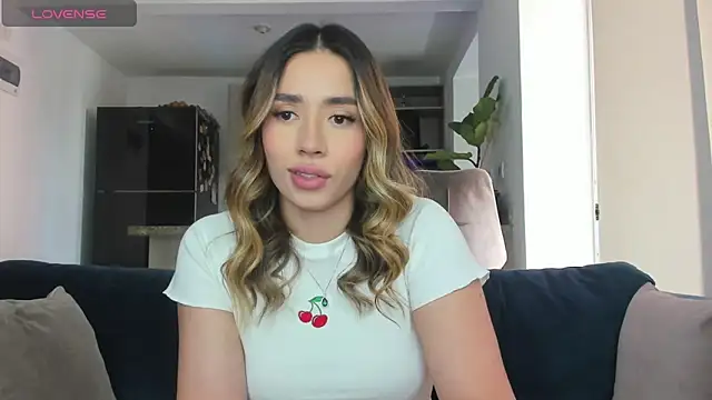 honeyann08 online show from 02/21/25, 07:32