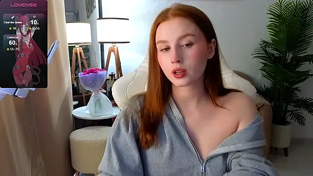 Snapshot of Meow_babe chatting on 02/24/25, 10:15 Meow babe online show from 02/24/25, 10:15