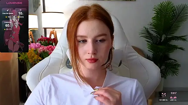 Snapshot of Meow_babe chatting on 03/10/25, 09:34 Meow babe online show from 03/10/25, 09:34