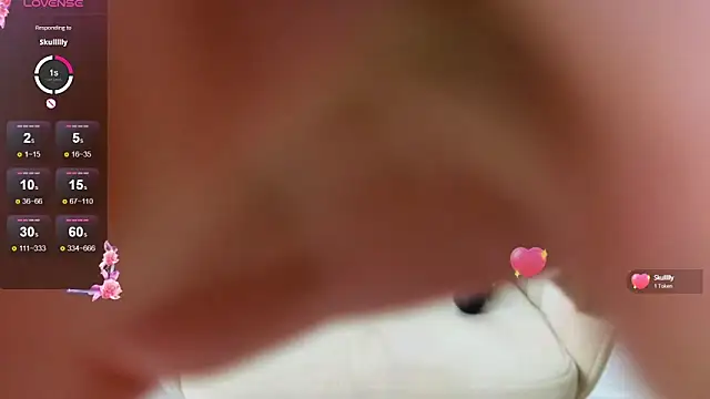 Snapshot of Meow_babe chatting on 09/21/25, 11:15 Meow babe online show from 09/21/25, 11:15