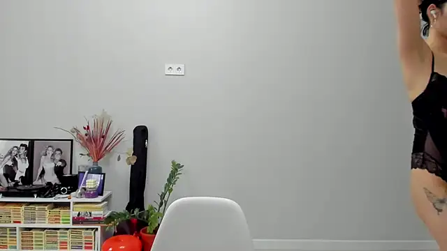 ailey chao online show from 02/19/26, 02:41