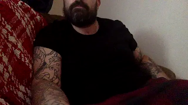 chubbycloudybottom online show from 10/18/25, 03:47