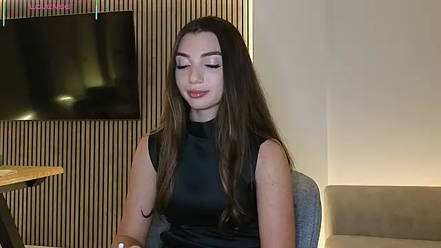 Snapshot of ReyaSophia chatting on 06/02/26, 08:31 ReyaSophia online show from 06/02/26, 08:31