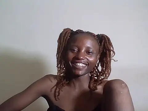Snapshot of SexyNeedle22 chatting on 05/21/26, 07:55 SexyNeedle22 online show from 05/21/26, 07:55