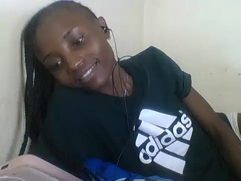 Snapshot of SexyNeedle22 chatting on 03/12/25, 12:36 SexyNeedle22 online show from 03/12/25, 12:36